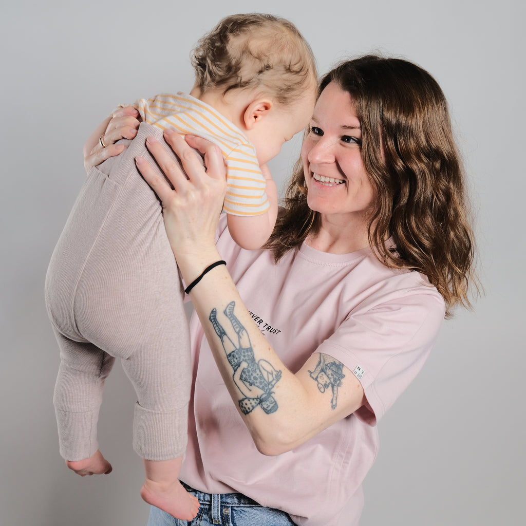 NTaB Basic Logo Shirt